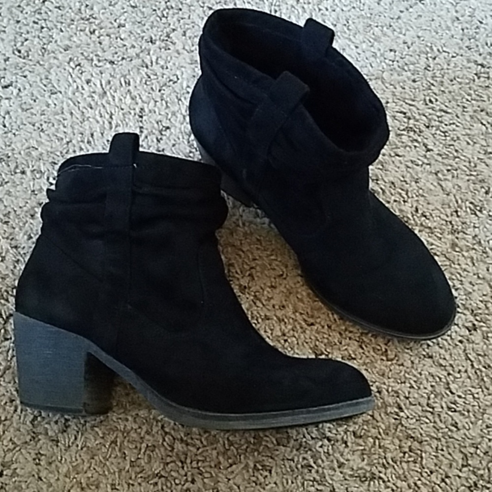 😊black boots💕